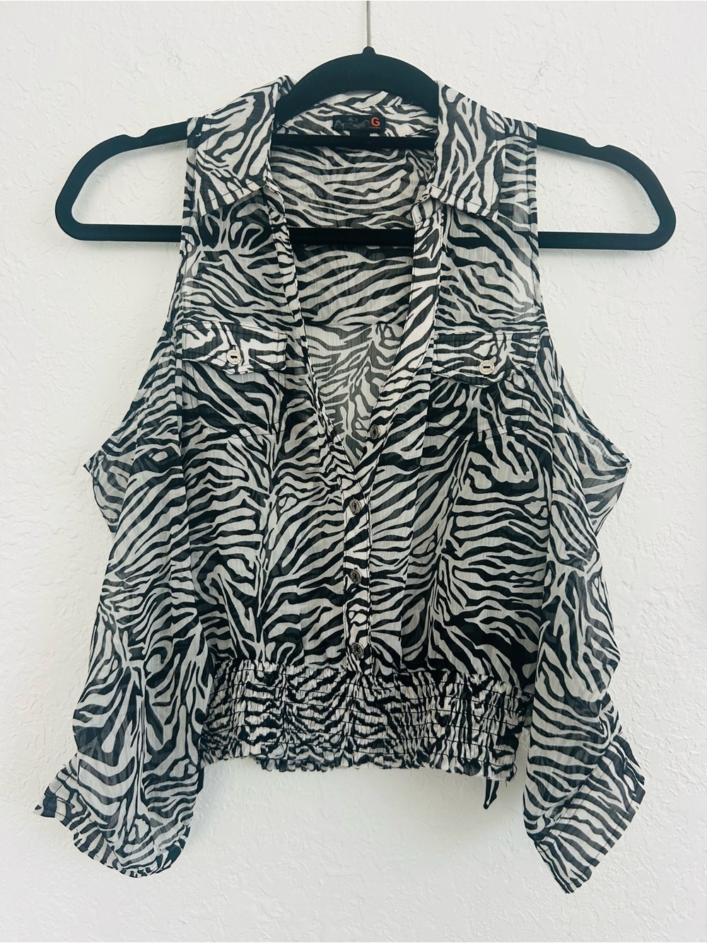 G by Guess Black & White Zebra Print Sleeveless Blouse
